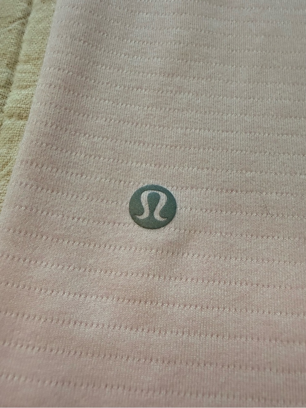 Lululemon License to Train Sleeveless Athletic Tank Top in Light Pink - Picture 4 of 5